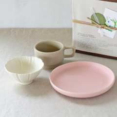 Fukurasuzume Bowl