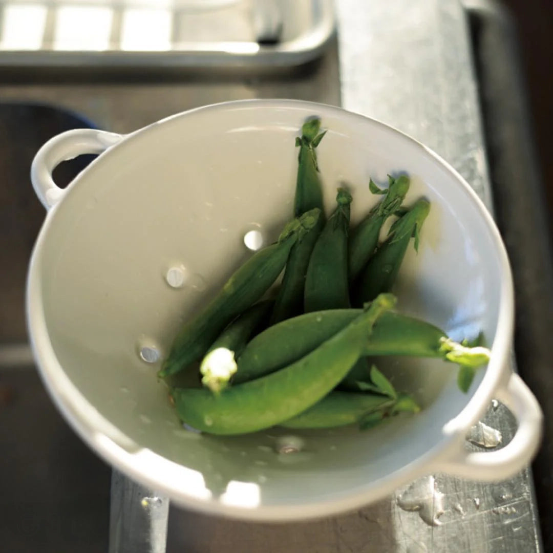 White Berry bowl