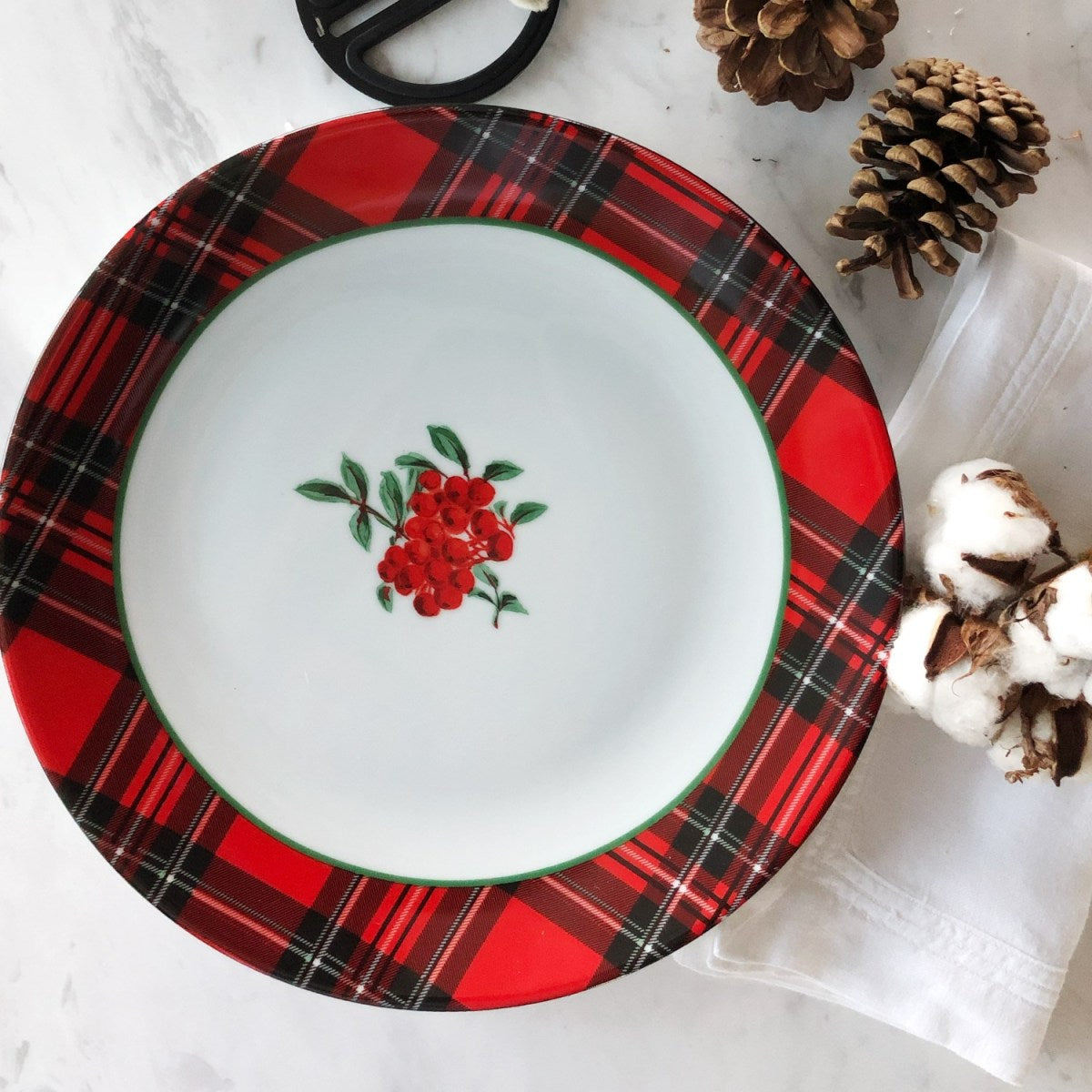 Red Berry Dinner Plate